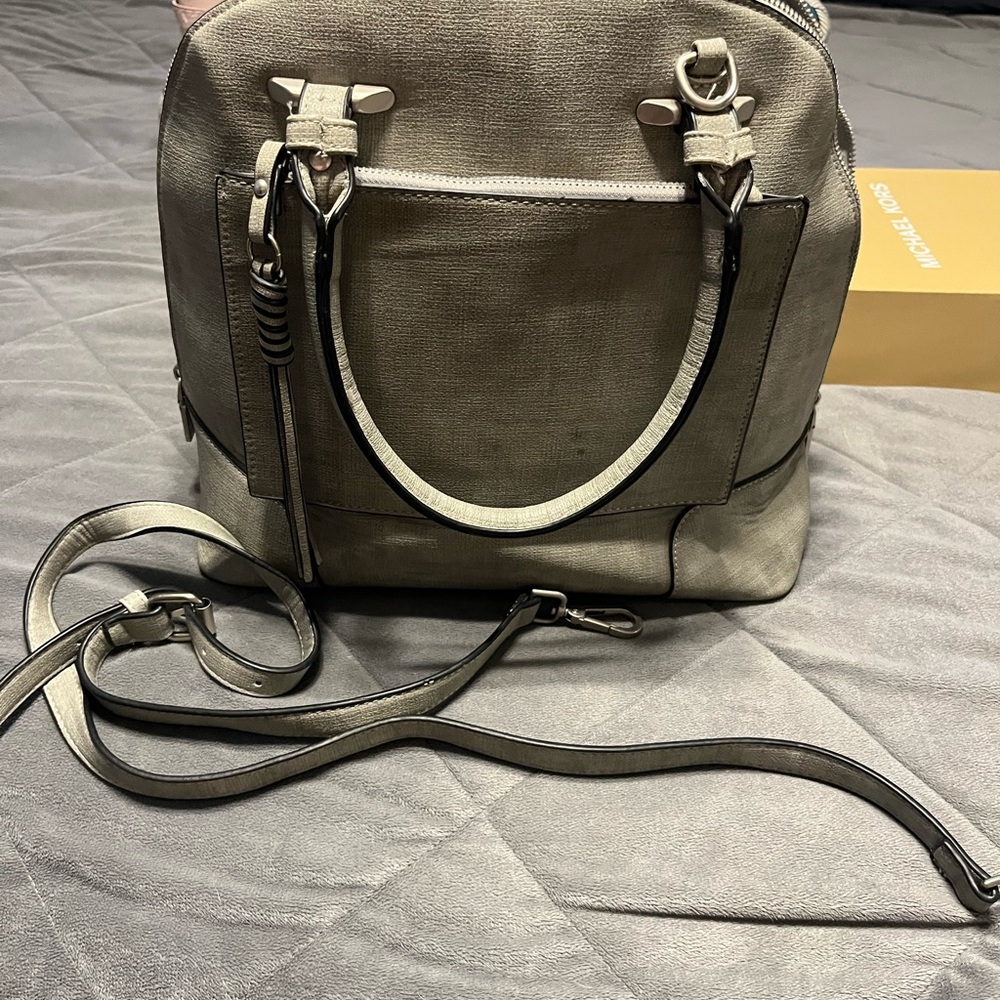 Maurices Gray Shoulder Bag with Dome Shape and Silver Accents with Wallet
